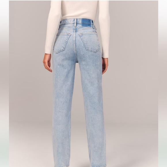 Ultra High Rise 90s Straight Jean - Picture 2 of 13